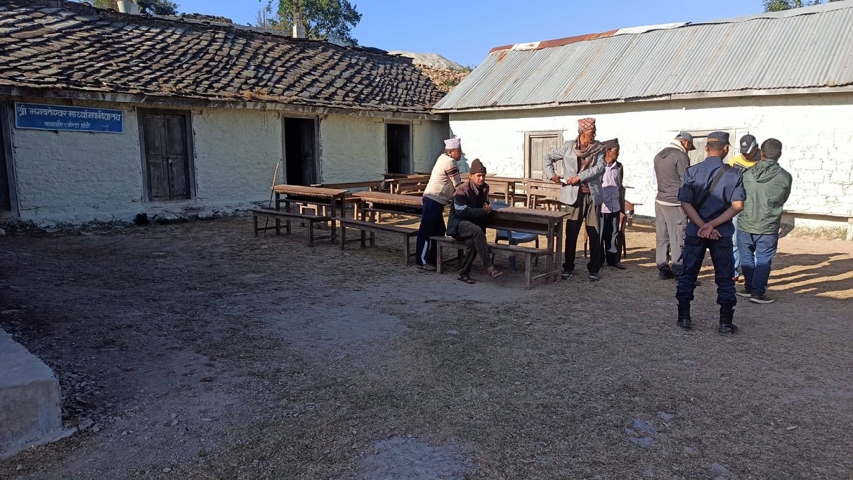 डोटीका १० मतदान केन्द्र अतिसंवेदनशील, ३० केन्द्र संवेदनशील