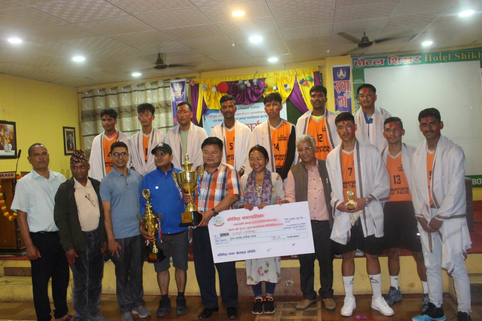 राष्ट्रियस्तरको बास्केटबलको उपाधी जित्ने खेलाडीलाई ग¥यो अन्नपूर्णले सम्मान