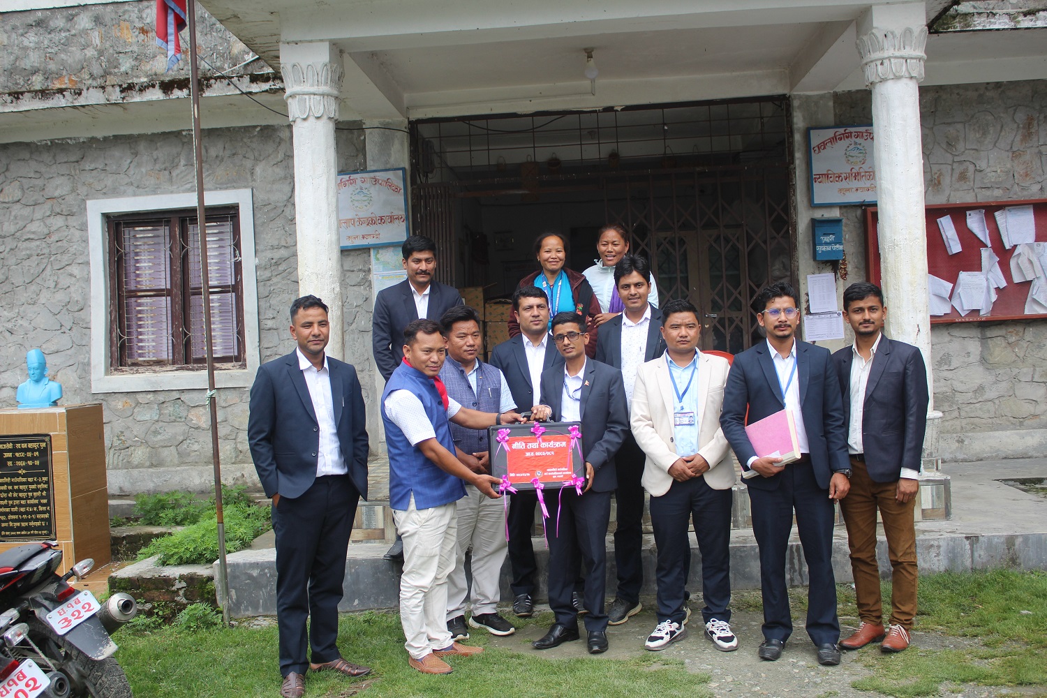 गुर्जामा सडक पुराउने देखि टोल टोलमा आरन चलाउने धवलागिरीको नीति तथा कार्यक्रम