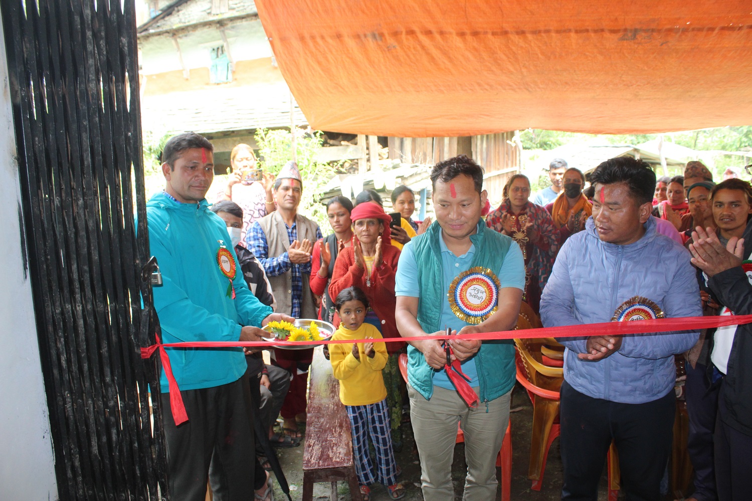 लुलाङवासी भन्छन् ‘बाहै महिना यातायात सुविधा चाहियो’