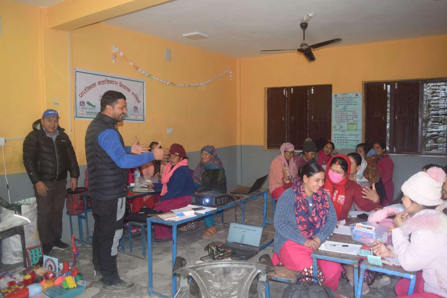 रघुगंगाका प्रारम्भिक बालविकास शिक्षकहरुलाई तालिम