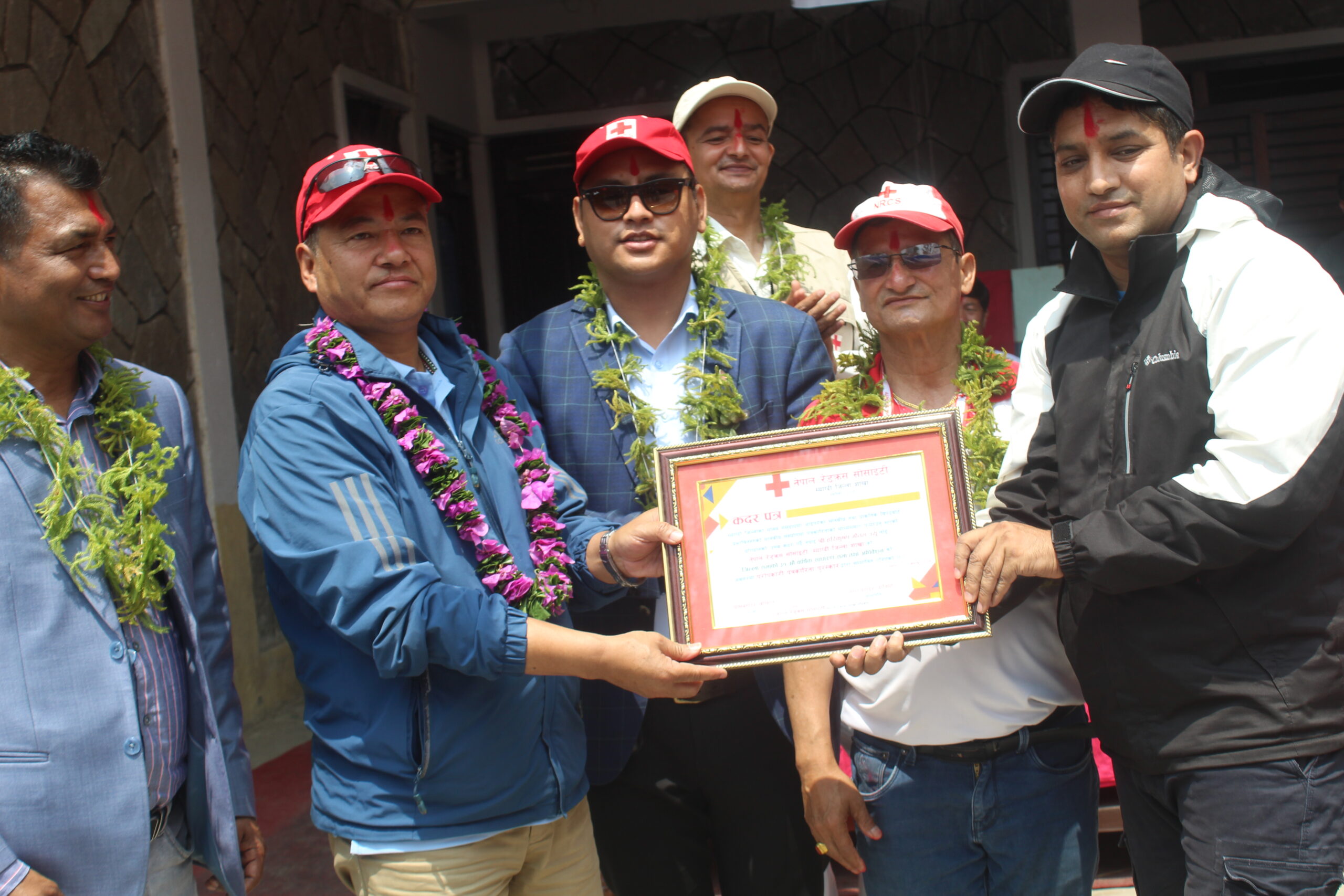 रेडक्रस सोसाइटी म्याग्दीको ३१ औं साधारणसभा, विभिन्न व्यक्तीहरु सम्मानित