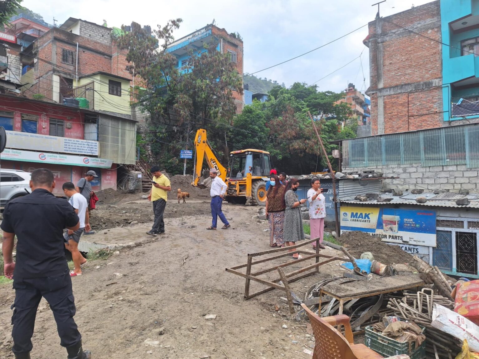 बेनीकाे कालीपुलमा बाढी पसेर ६ वटा पसलमा क्षति