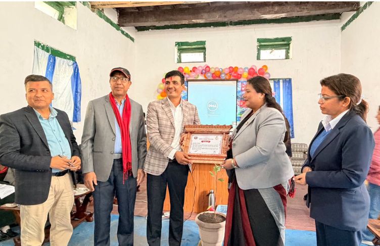 मार्फा शीतोष्ण बागवानी केन्द्रमा प्रविधि र दरबन्दी थप्ने मन्त्री चौधरीको प्रतिबद्धता